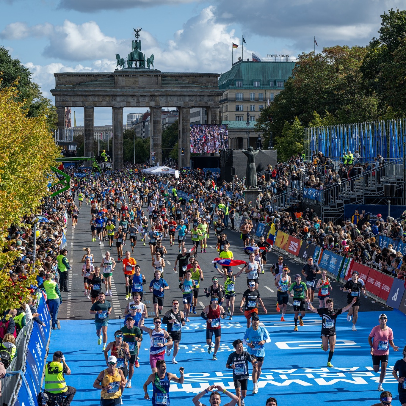 Comment s’inscrire au Marathon de Berlin et obtenir le précieux dossard ? Nous vous expliquons tout dans cet article.