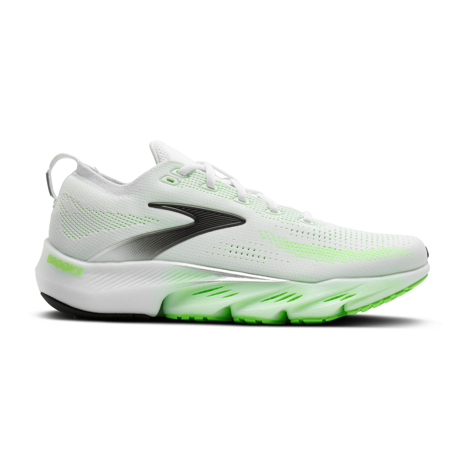 Brooks dévoile la Glycerin Flex, une chaussure de running qui mise sur la souplesse et la liberté de mouvement. Mousse premium DNA Tuned, flexibilité et confort longue distance : une alternative moderne à la Glycerin classique pour une foulée naturelle et courir souvent, longtemps.