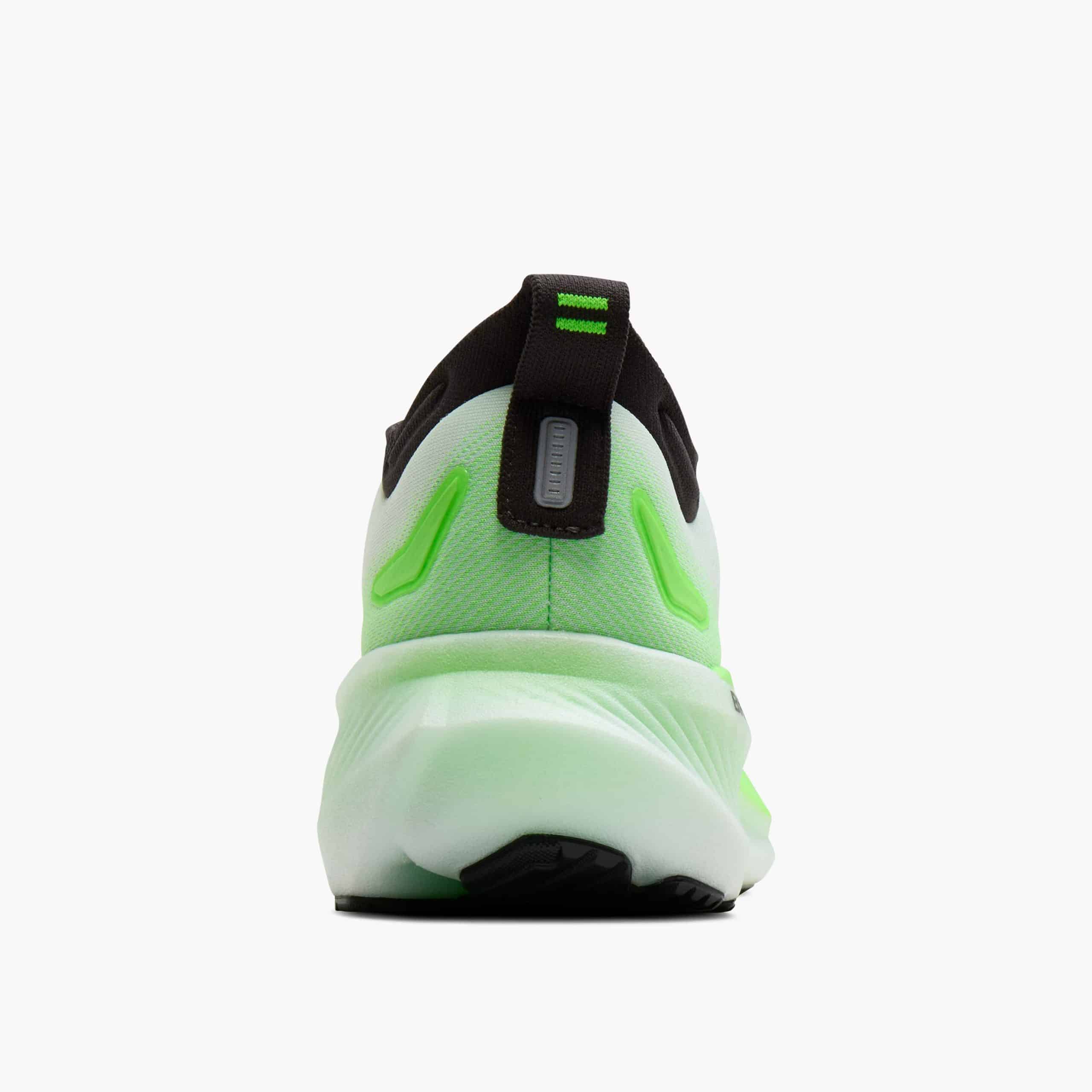 Brooks dévoile les Glycerin 23 et Glycerin GTS 23, deux chaussures de running confort premium pensées pour courir longtemps. Nouvelle mousse DNA Tuned, version neutre ou avec soutien GuideRails, pour aider chaque coureur à bouger au quotidien.