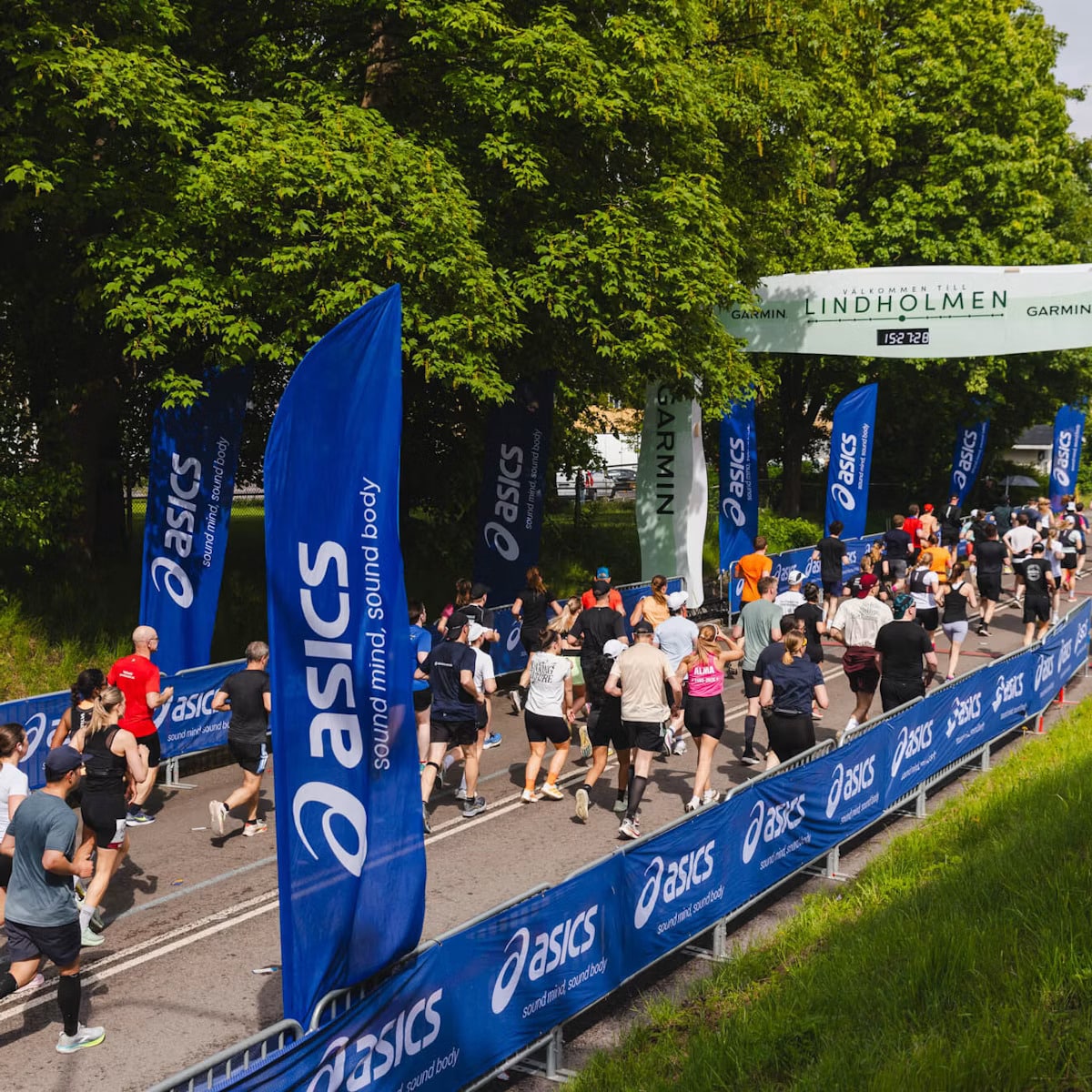 Comment s'inscrire au Göteborgsvarvet (semi-marathon de Göteborg) ? Dates d'inscription, liste d'attente et dossards solidaires : tout ce qu'il faut savoir pour courir le plus grand semi-marathon du monde.