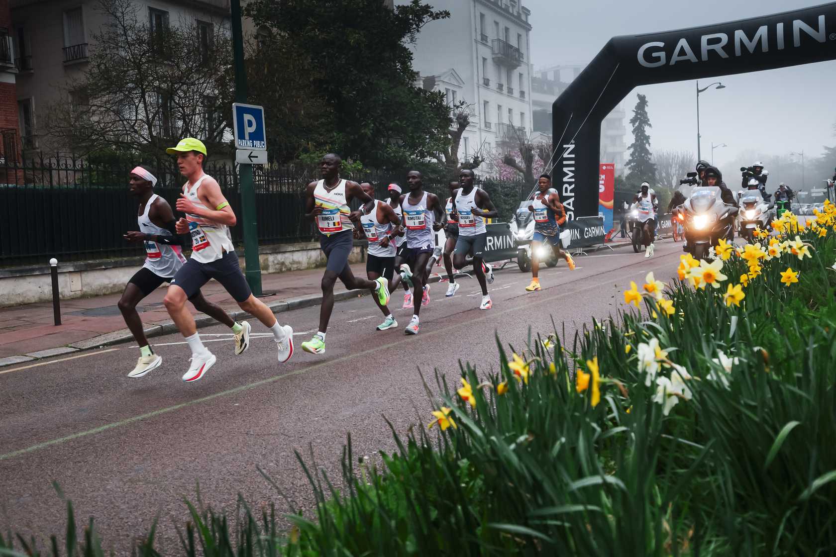 HOKA Semi De Paris