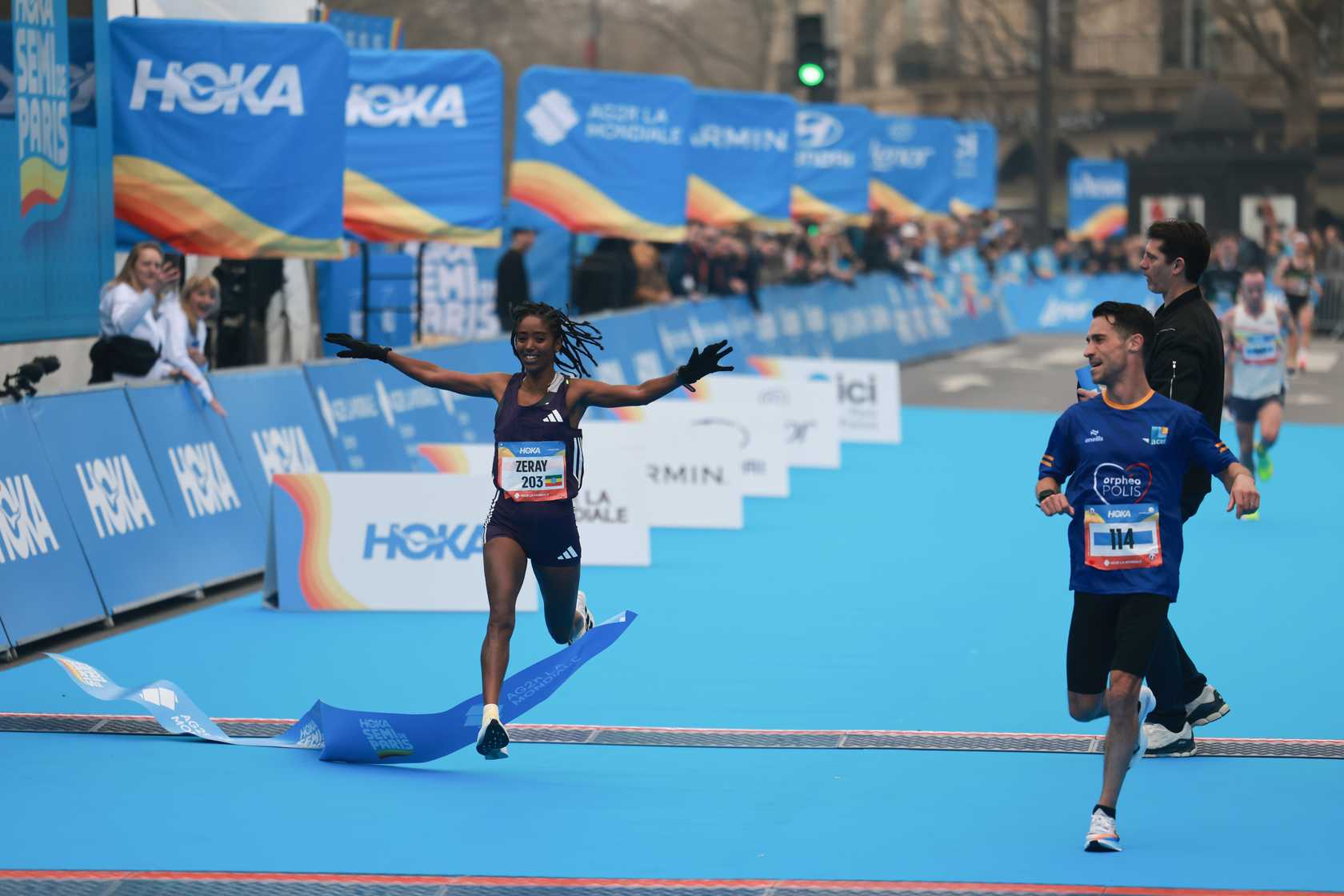 HOKA Semi De Paris