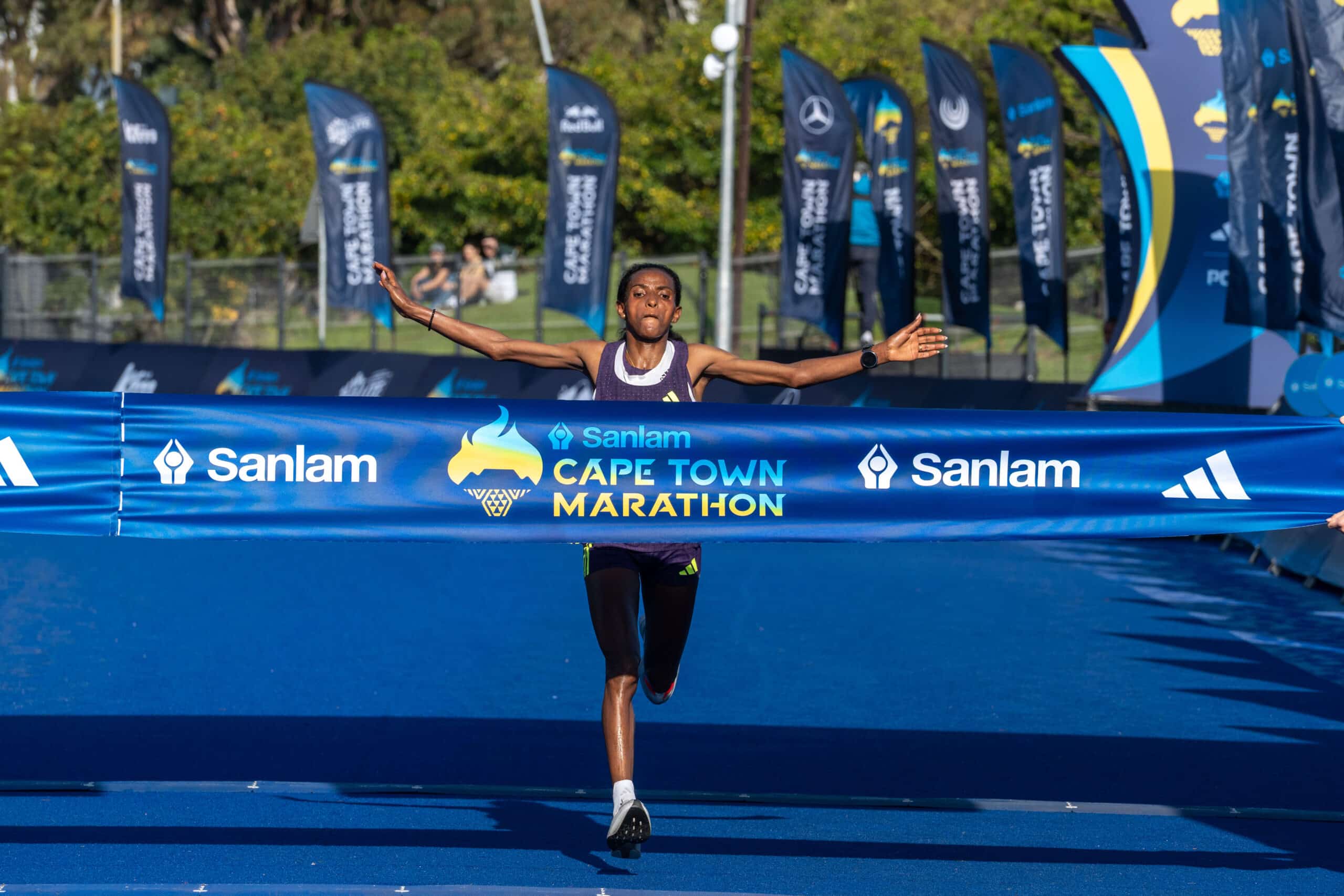 Le Marathon de Cape Town devient officiellement le 8e Abbott World Marathon Major et le premier sur le sol africain. Rendez-vous le 23 mai 2027.