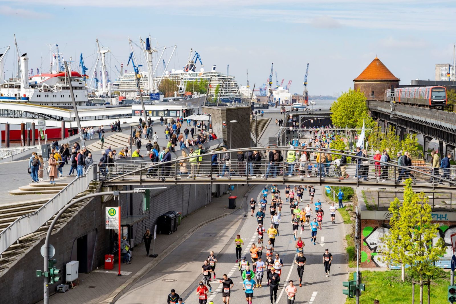Découvrez comment s’inscrire au marathon de Hambourg : dates d’ouverture, modes d’inscription, prix du dossard, transfert officiel et conseils pratiques pour courir l’un des marathons les plus rapides d’Europe.