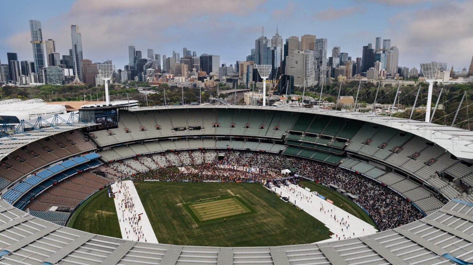 Comment s’inscrire au Marathon de Melbourne 2026 : tirage au sort, tarifs, qualifications, délais et conseils pour obtenir un dossard au Nike Melbourne Marathon Festival.