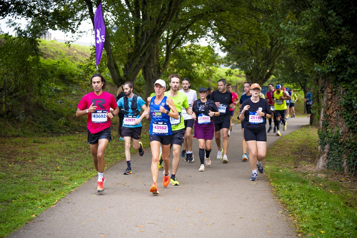 Marathon de Tours : découvrez le parcours entre vignobles, Loire et patrimoine historique. Analyse complète et infos clés.