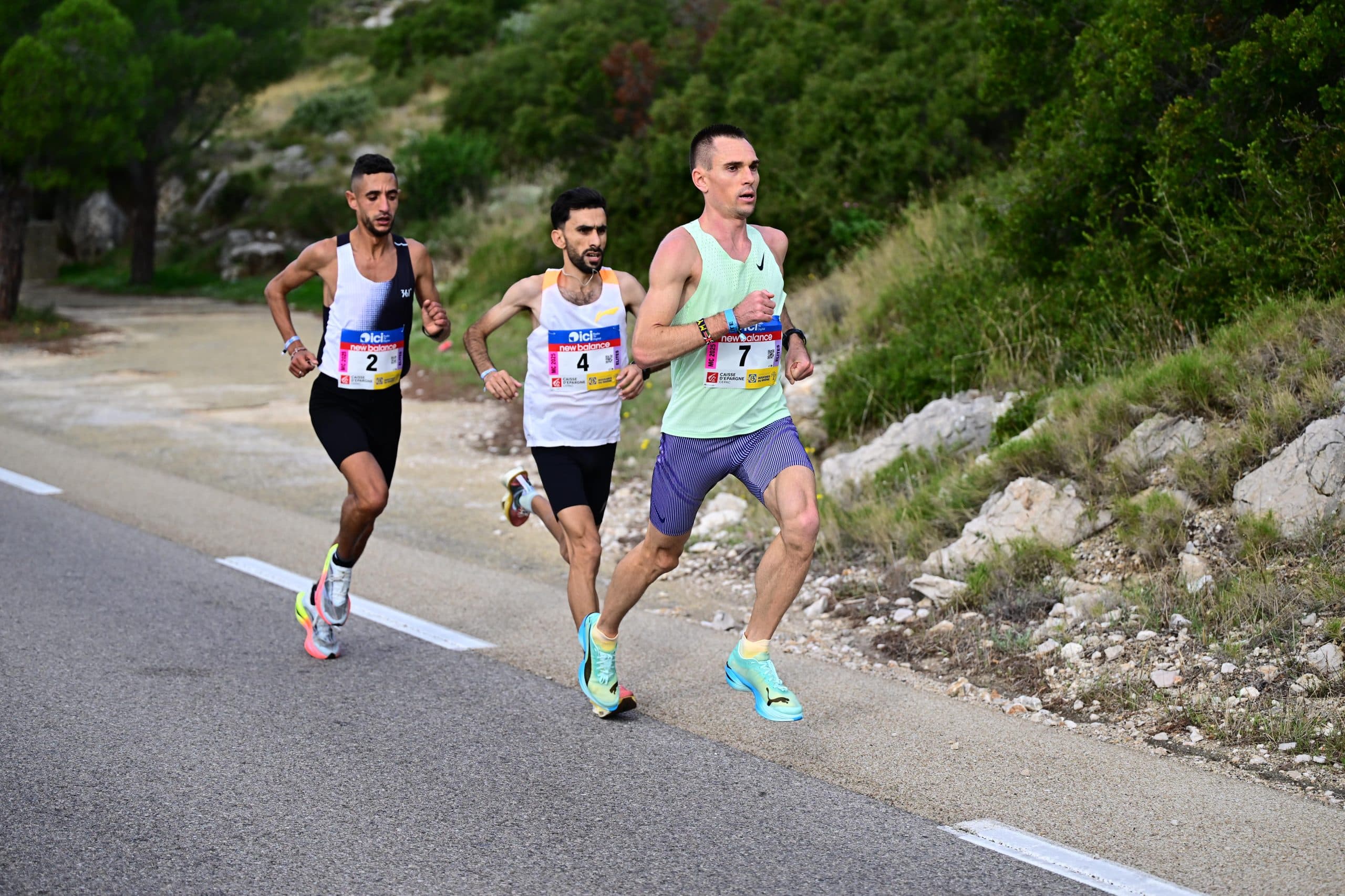 Revivez la 46ᵉ édition de Marseille-Cassis 2025 : la victoire renversante d’Ilias Fifa, la domination de Daisy Jepkemei et la performance record de Mélody Julien, meilleure Française sur la mythique montée de la Gineste.