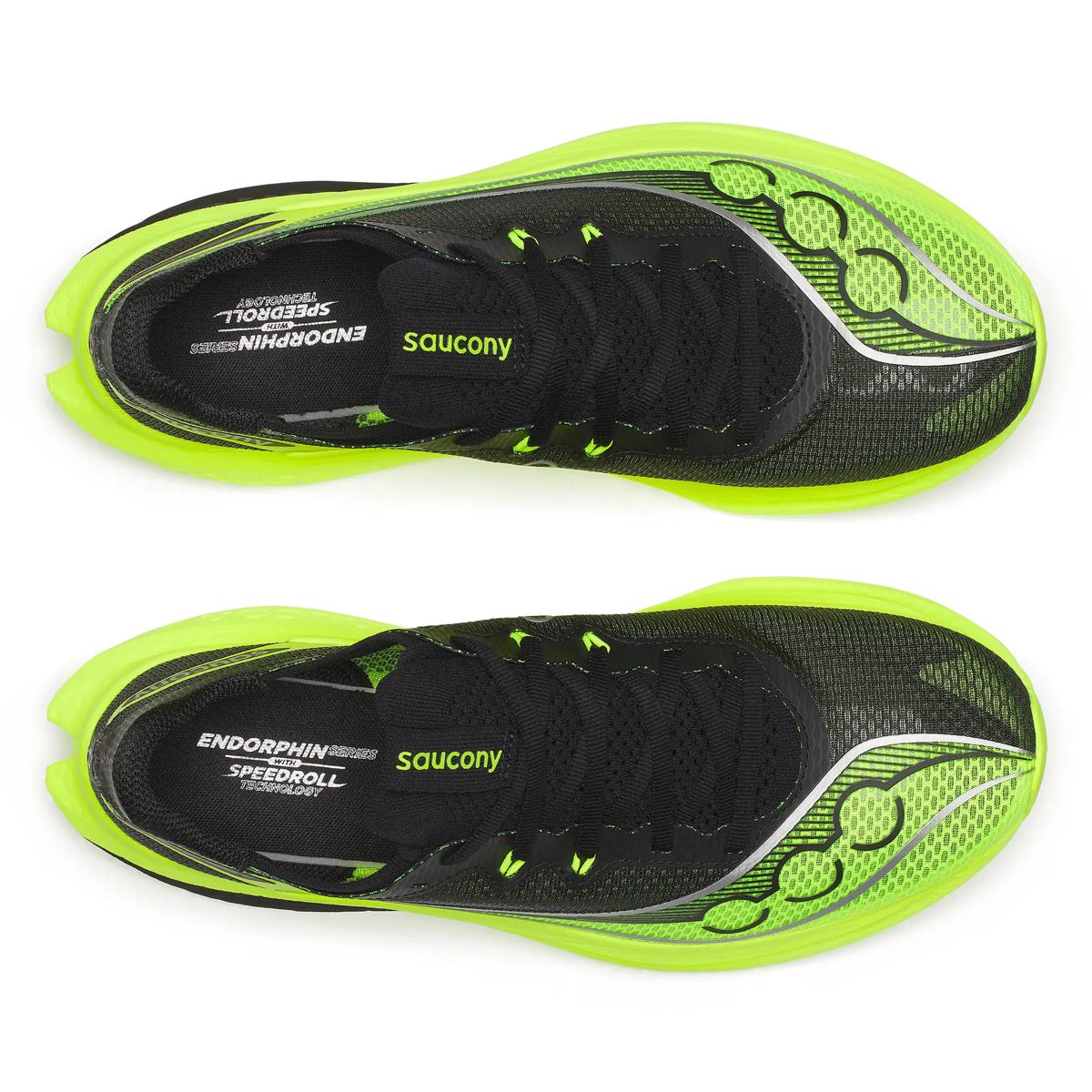 La Saucony Endorphin Pro 5 arrive : une super chaussure carbone plus agressive et dynamique pour battre vos records du 5 km au marathon.
