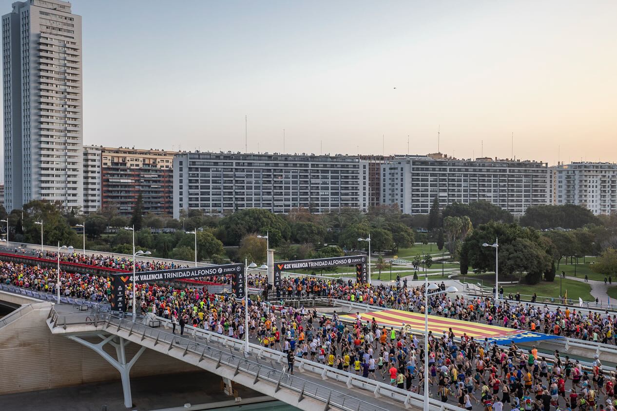 Découvrez comment vous inscrire au Marathon de Valence 2026 : tirage au sort, priorité, tarifs, dates clés, agences officielles et conseils pour obtenir votre dossard.